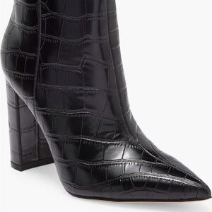 Marc Fisher
Lezari Croc Embossed
Pointy toe bootie